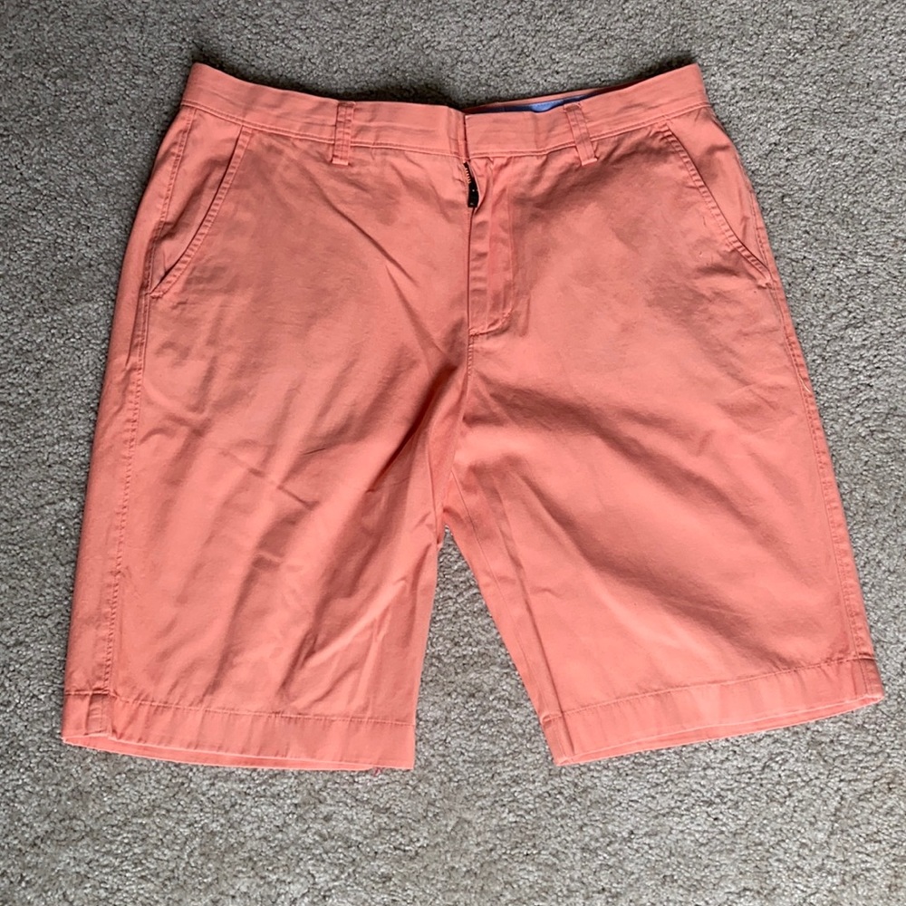 J Crew melon colored men’s shorts size 34